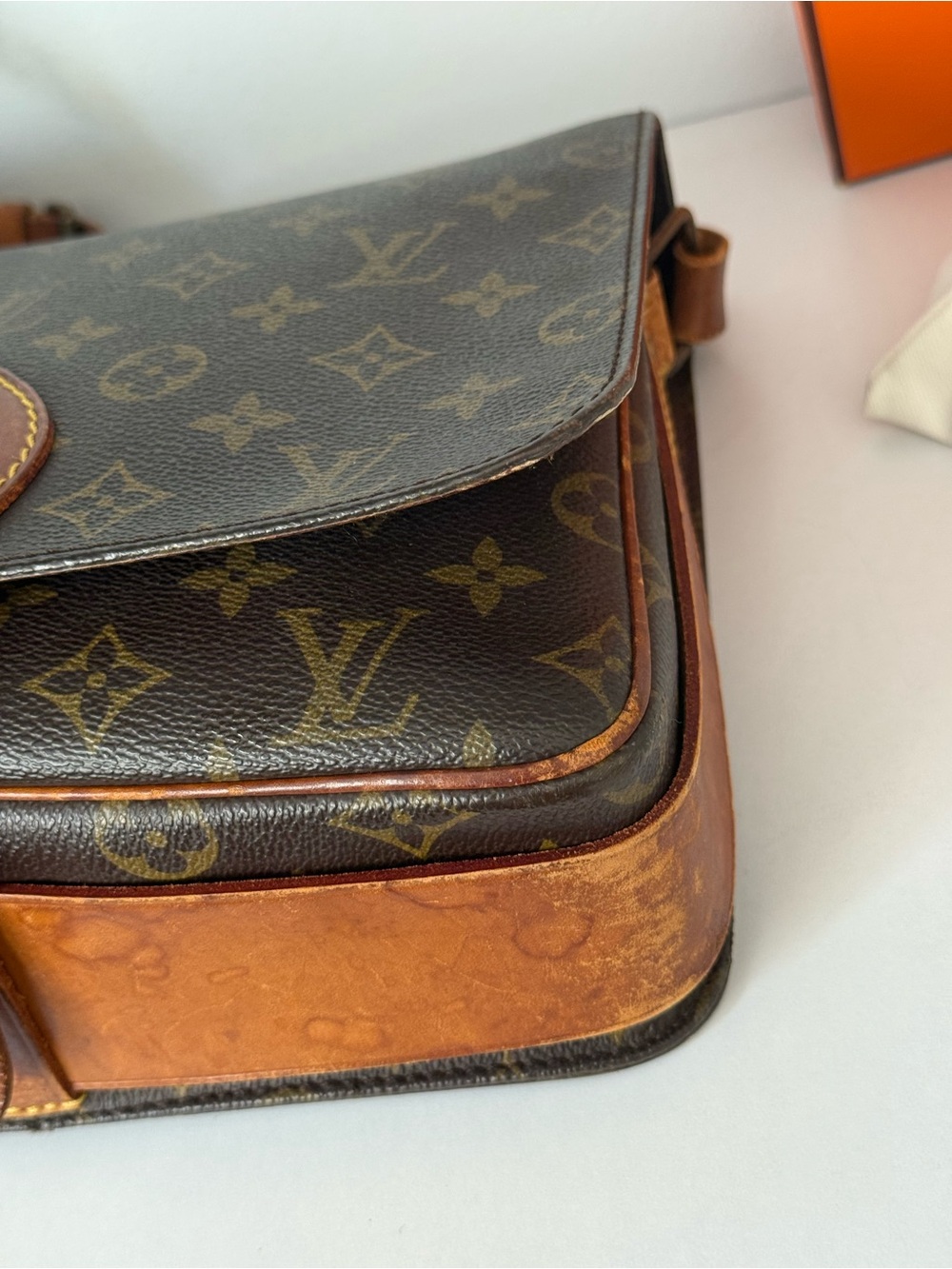 Vintage 🌟 Louis Vuitton Cartouchiere Monogram crossbody bag 💫 1990 - Picture 15 of 17